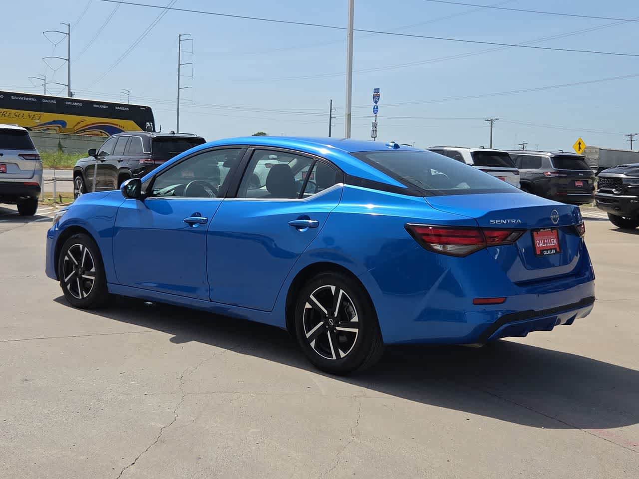 Used 2024 Nissan Sentra SV FWD image 12