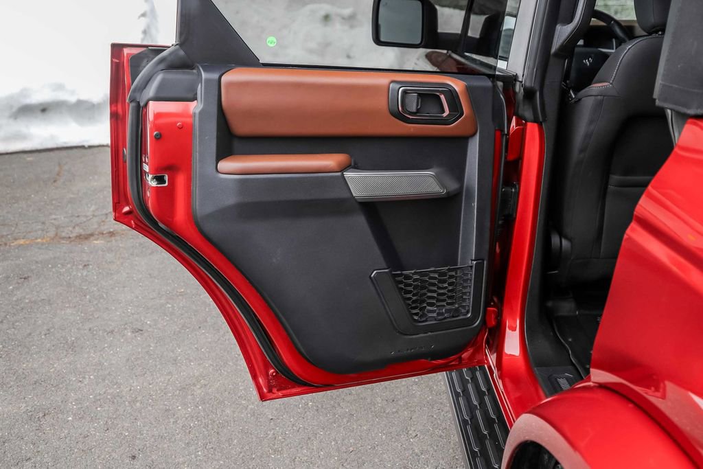 Used 2023 Ford Bronco Outer Banks image 19
