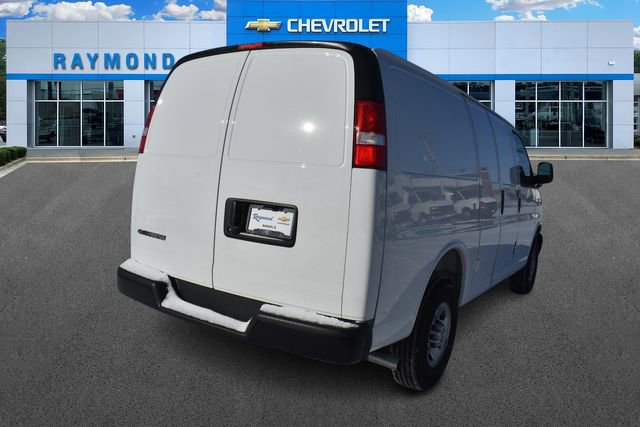 New 2025 Chevrolet Express 2500 w/ Driver Convenience Package image 4