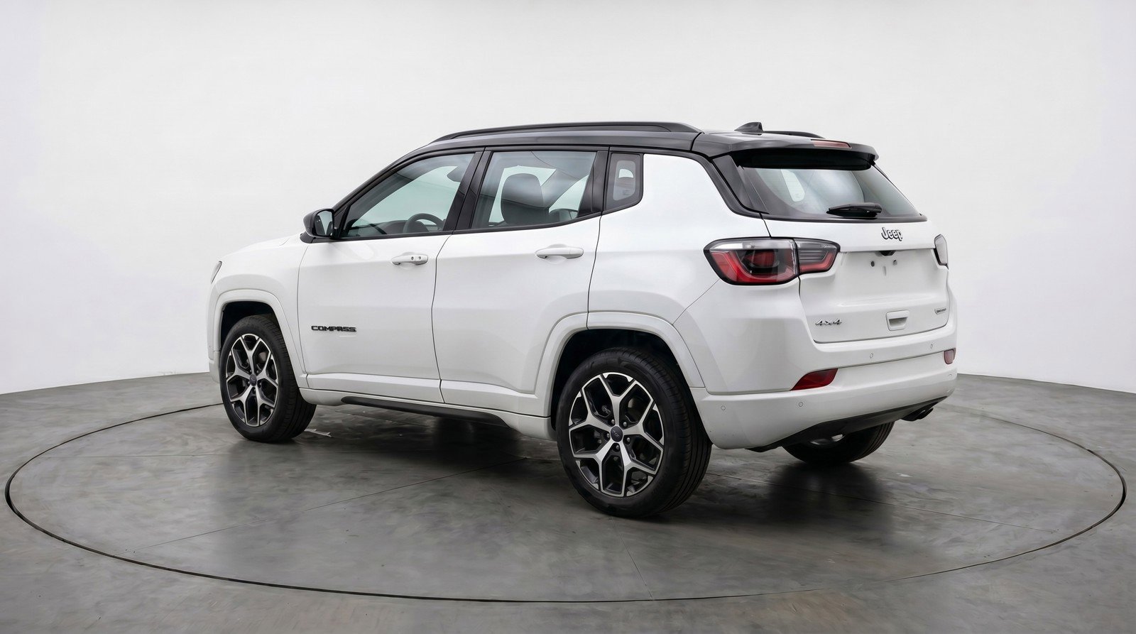 Used 2025 Jeep Compass Limited AWD/4WD image 6