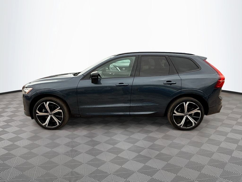 Used 2023 Volvo XC60 B5 Ultimate w/ Protection Package Premier image 9