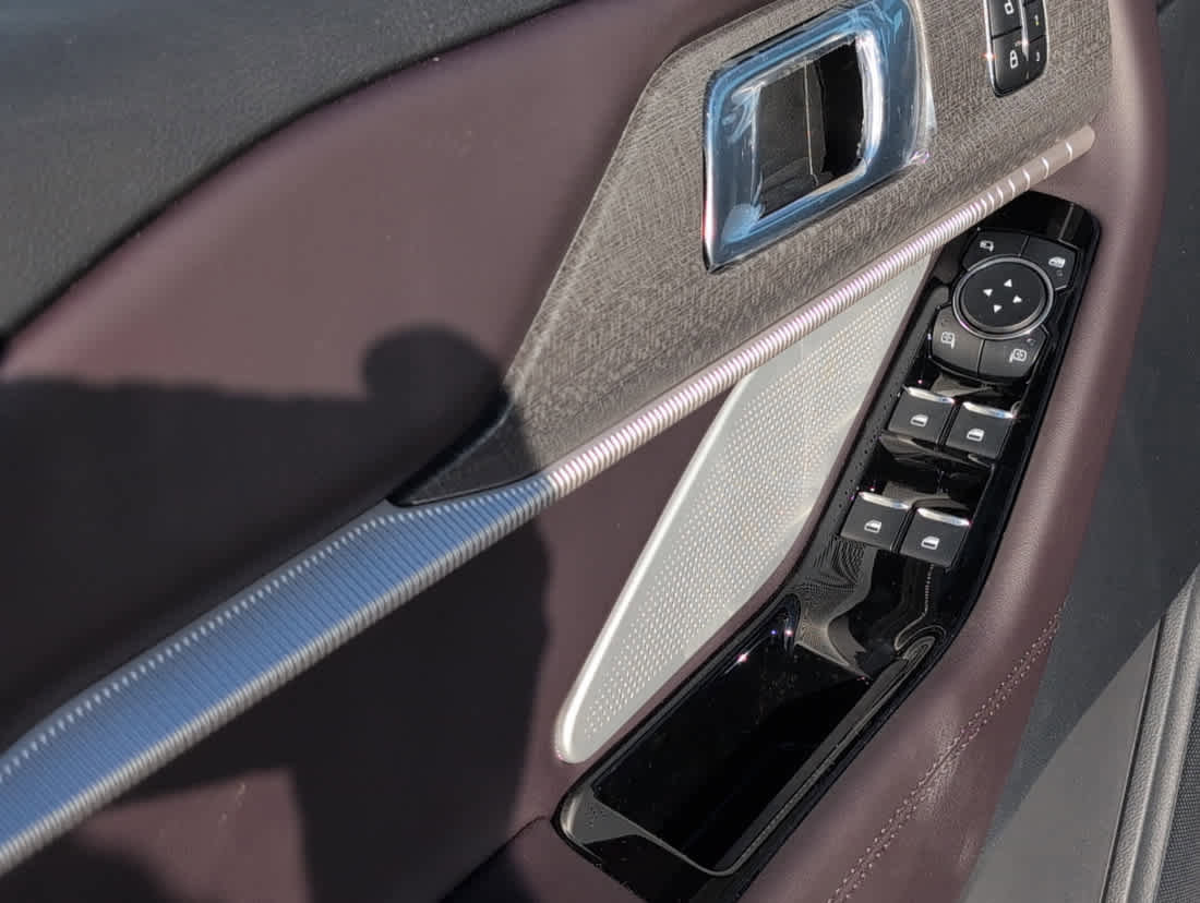 New 2025 Ford Explorer Platinum image 7