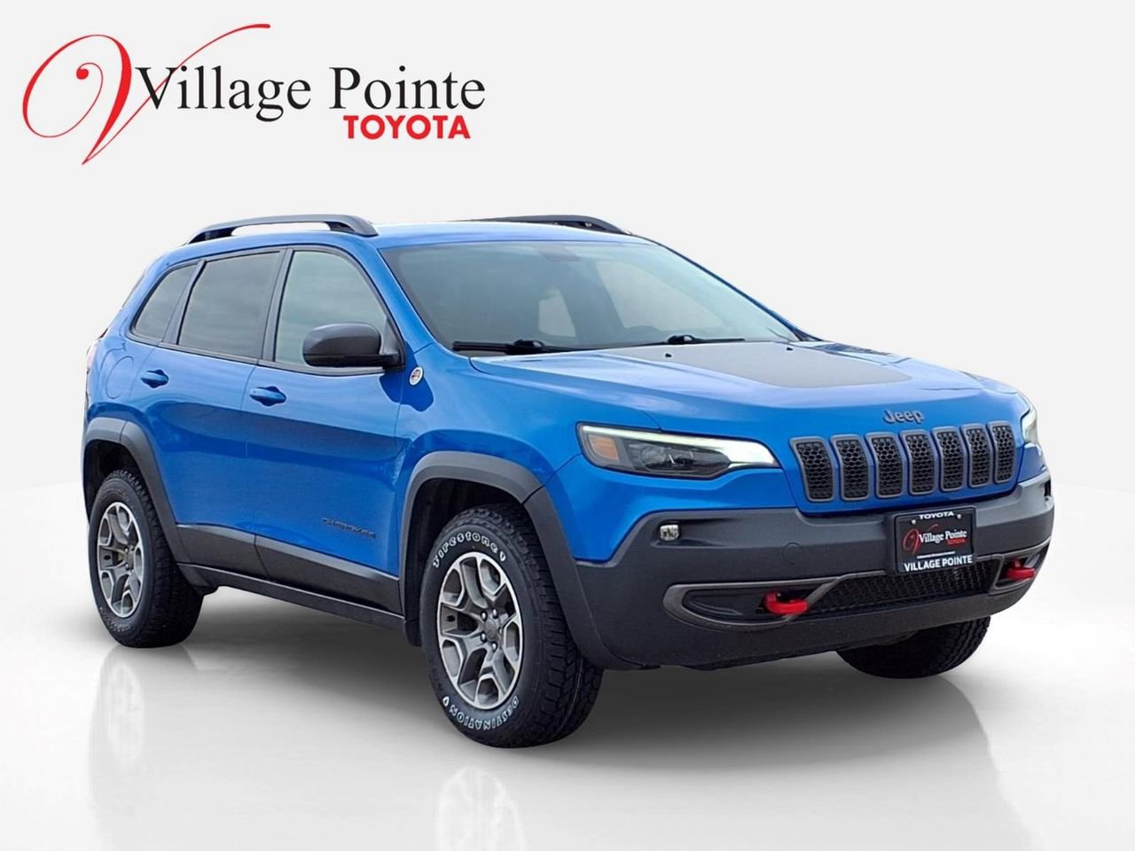 Used 2020 Jeep Cherokee Trailhawk w/ Cold Weather Group image 9