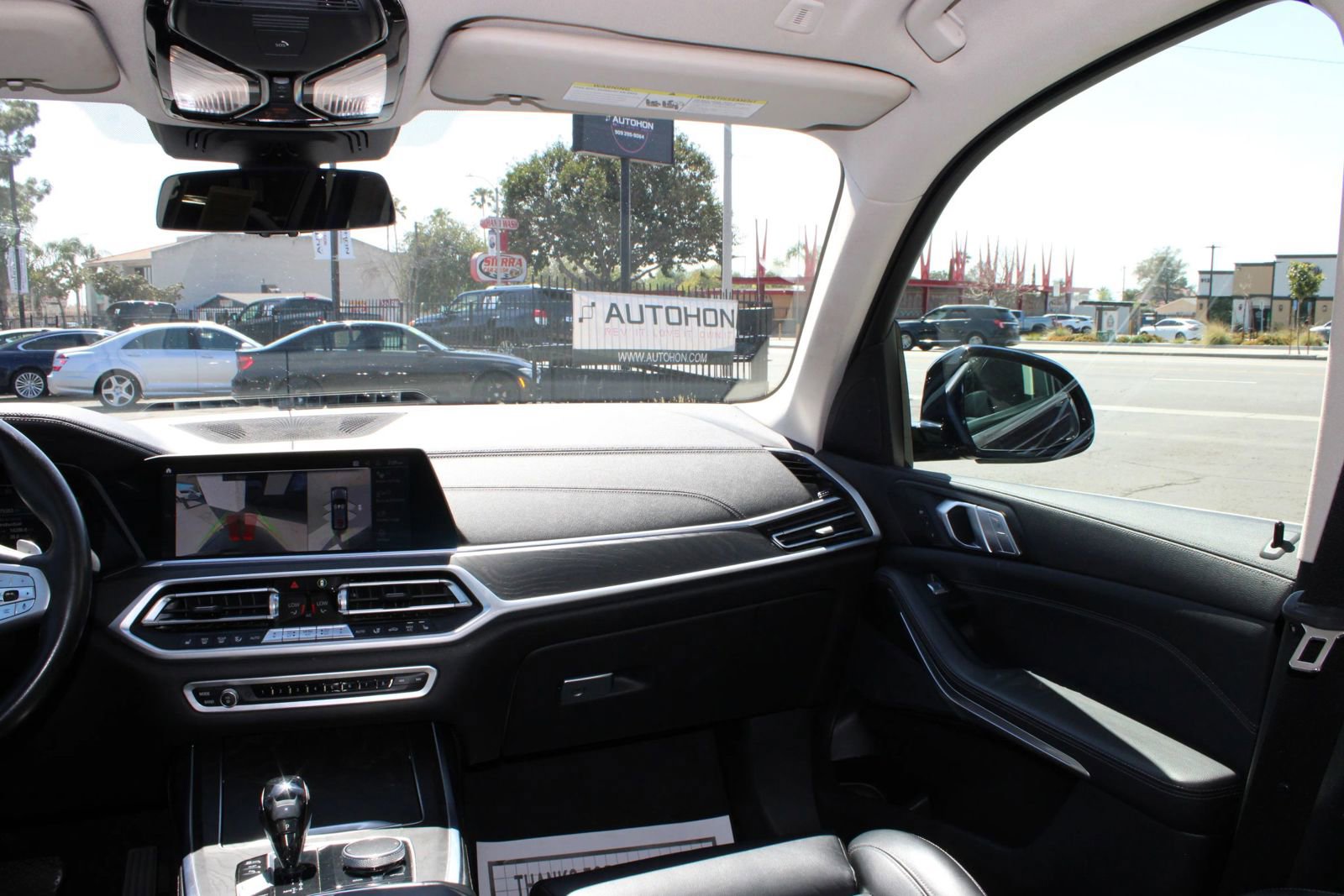 Used 2022 BMW X7 xDrive40i w/ Premium Package image 27