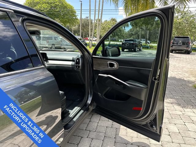 Used 2023 Kia Sorento EX w/ Panoramic Sunroof Package FWD image 23