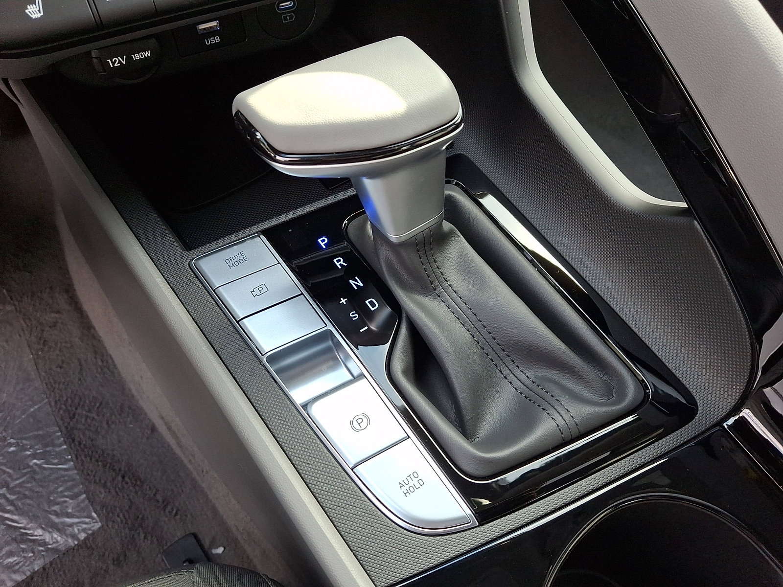 New 2026 Hyundai Elantra SEL Sport Premium image 19