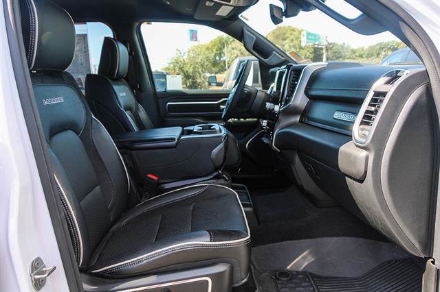 Used 2025 RAM 1500 Laramie image 15