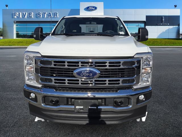 Used 2025 Ford F250 XLT image 2