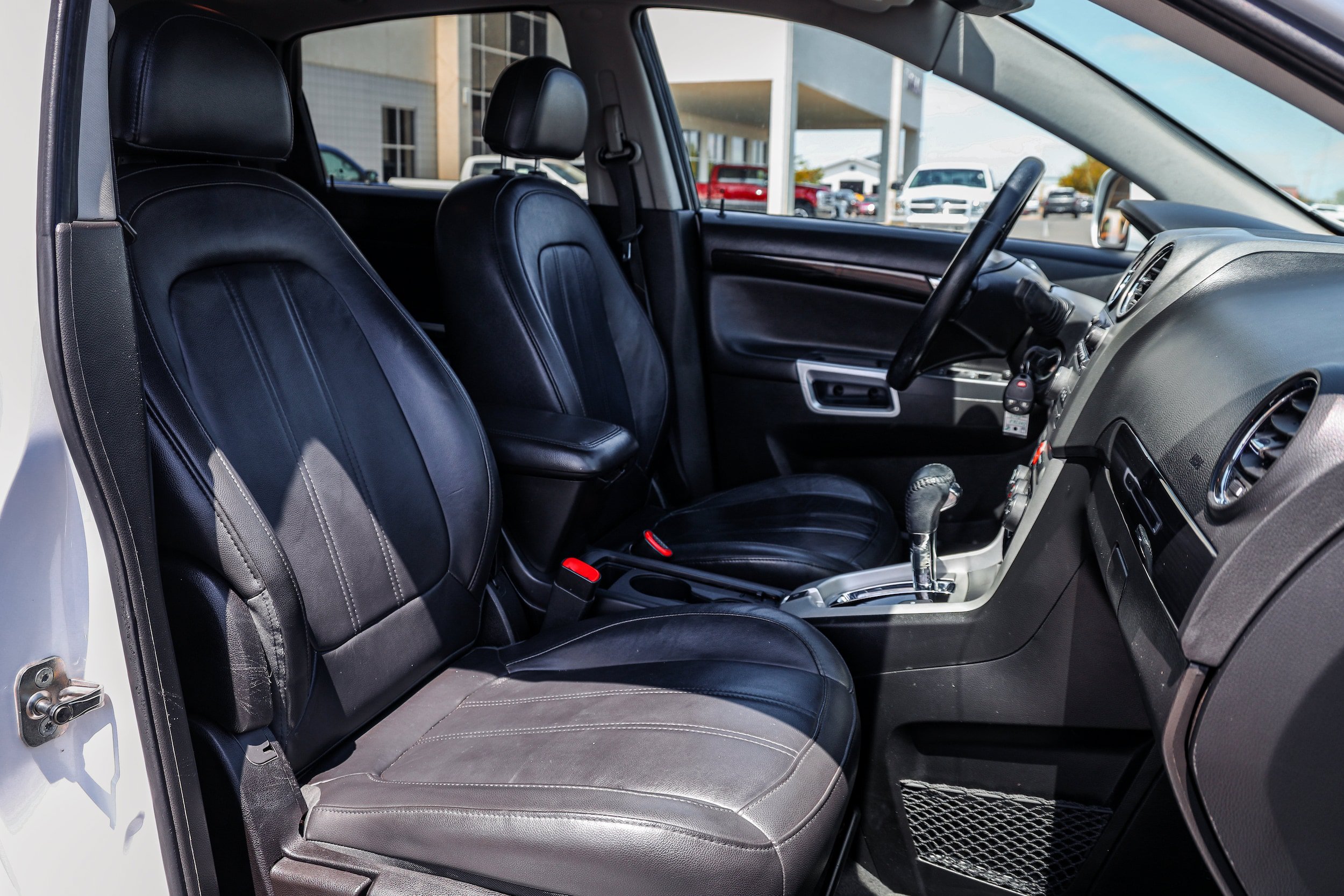 Used 2013 Chevrolet Captiva Sport LTZ FWD image 11