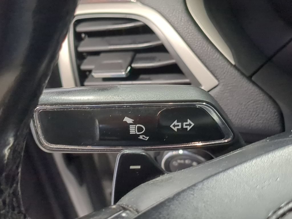 Used 2017 Lincoln MKZ Reserve FWD image 32