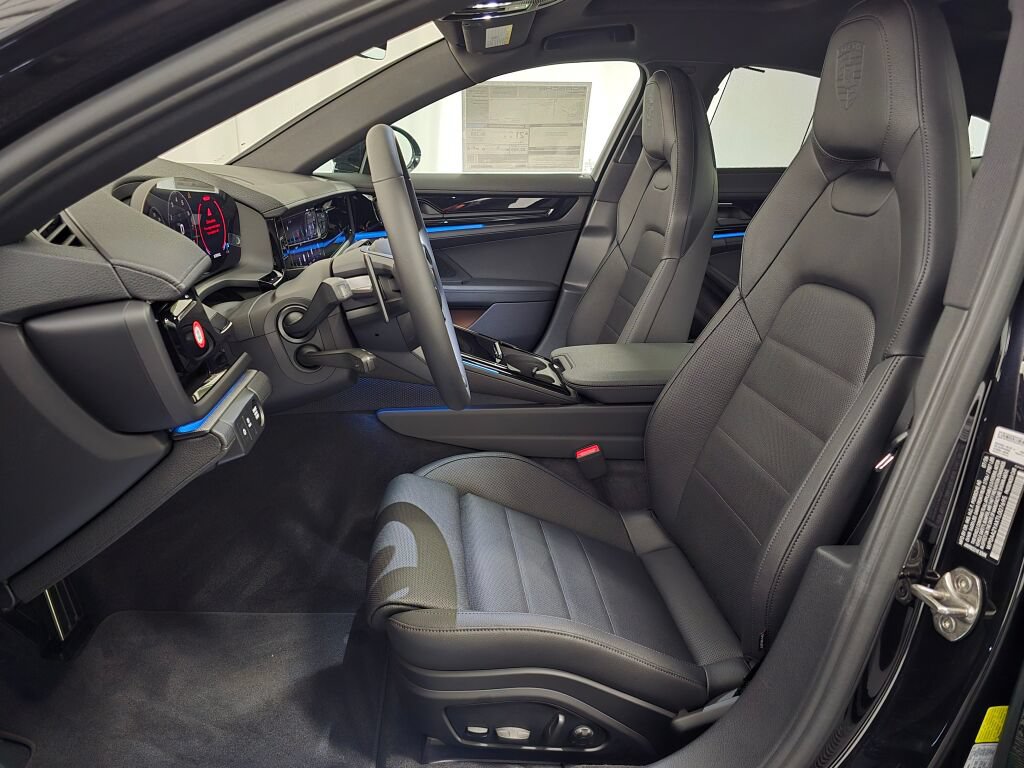 New 2026 Porsche Panamera 4 AWD/4WD image 14