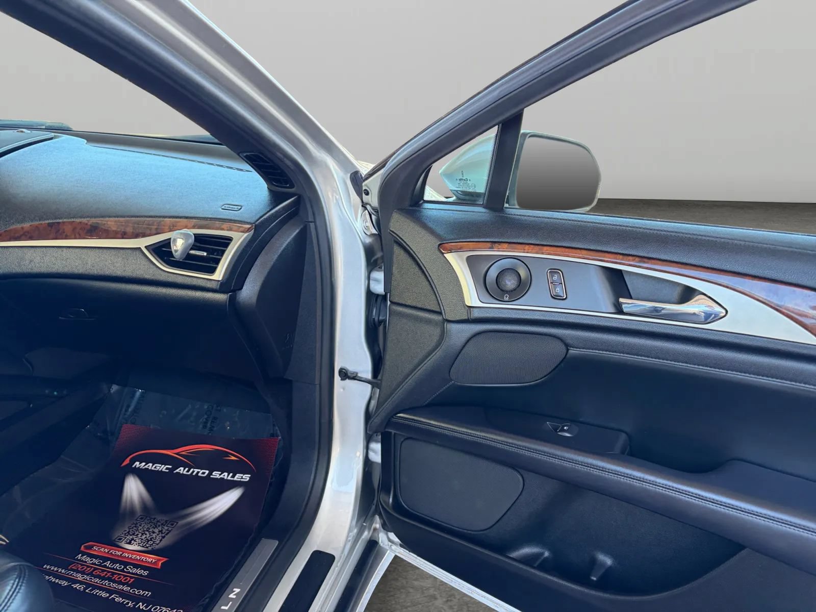 Used 2018 Lincoln MKZ Reserve w/ Climate Package AWD/4WD image 19