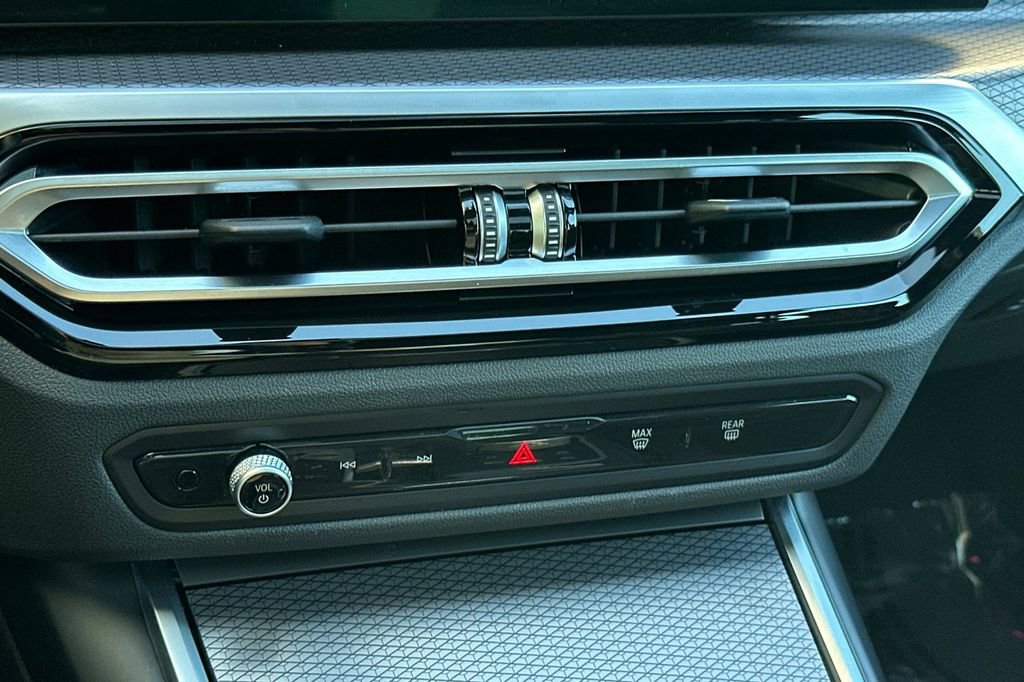 Used 2023 BMW M340i w/ Shadowloine Package image 22