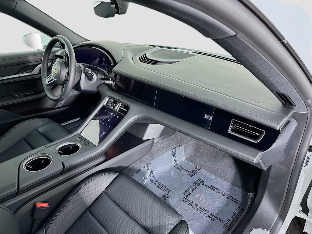 New 2025 Porsche Taycan 4S image 31