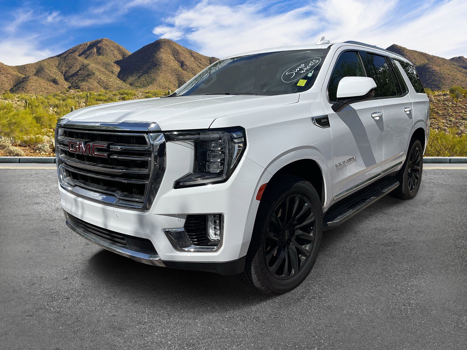 Used 2023 GMC Yukon SLT RWD image 2