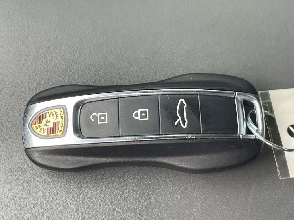 Certified 2020 Porsche 911 Carrera S RWD image 42