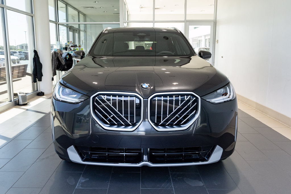 Used 2026 BMW X3 xDrive30i w/ Premium Package AWD/4WD image 10