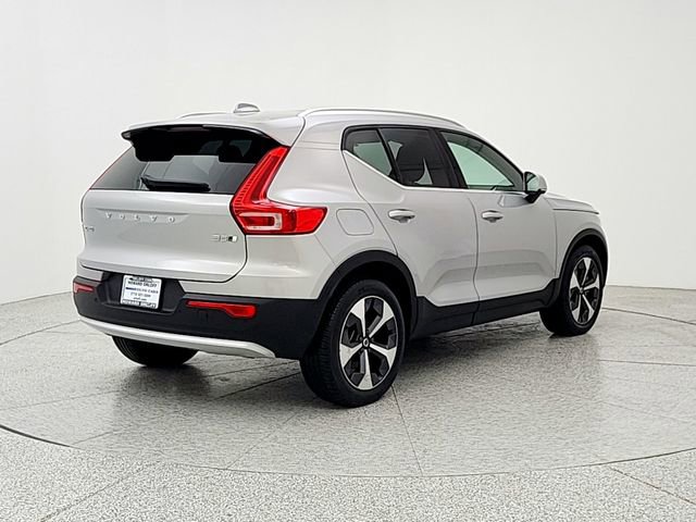 Certified 2023 Volvo XC40 B5 Plus w/ Protection Package Premier AWD/4WD image 5