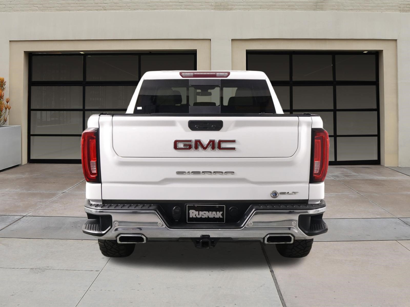 Used 2019 GMC Sierra 1500 SLT w/ SLT Premium Plus Package AWD/4WD image 5