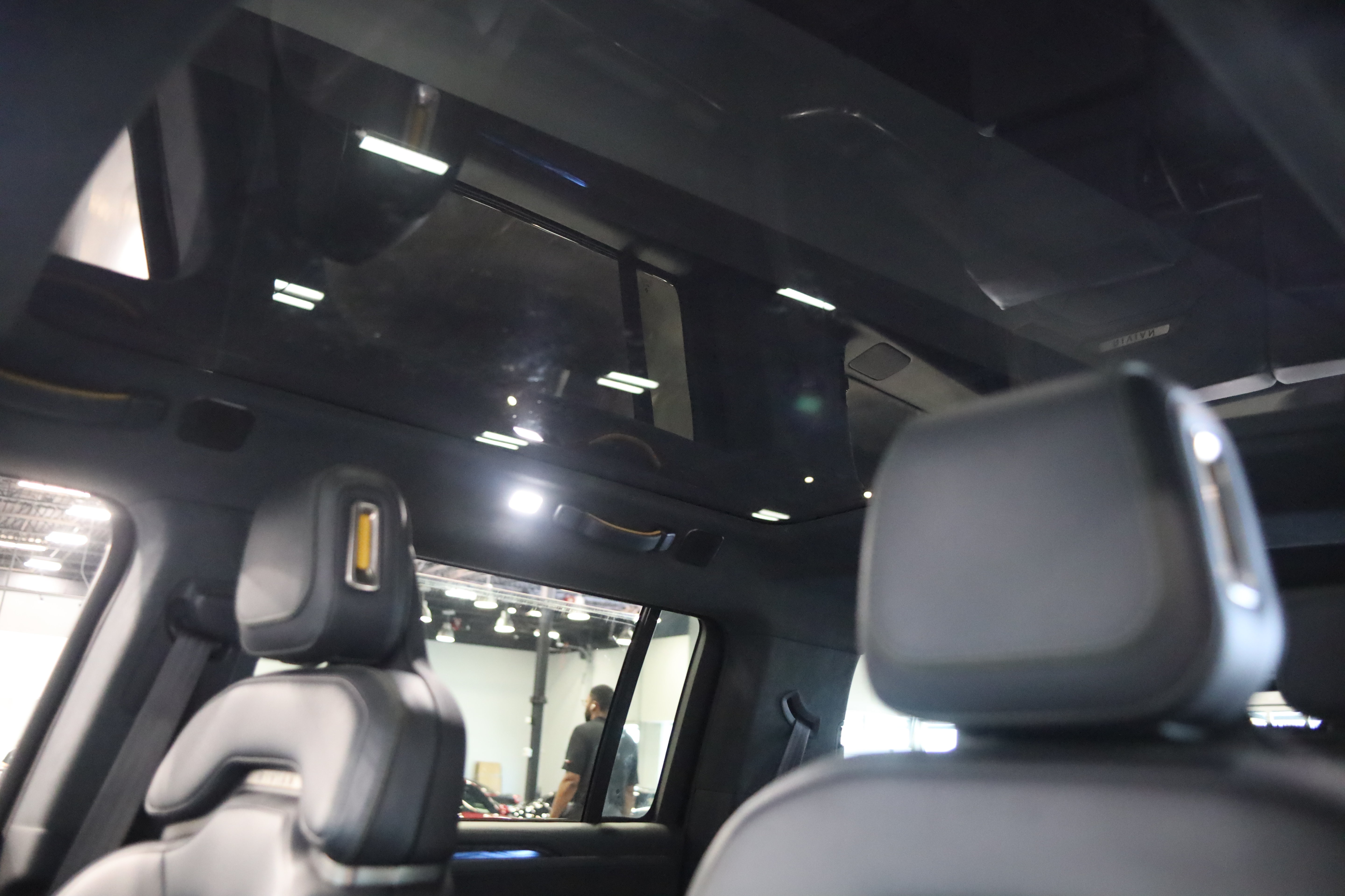 Used 2022 Rivian R1S Launch Edition Quad AWD/4WD image 29