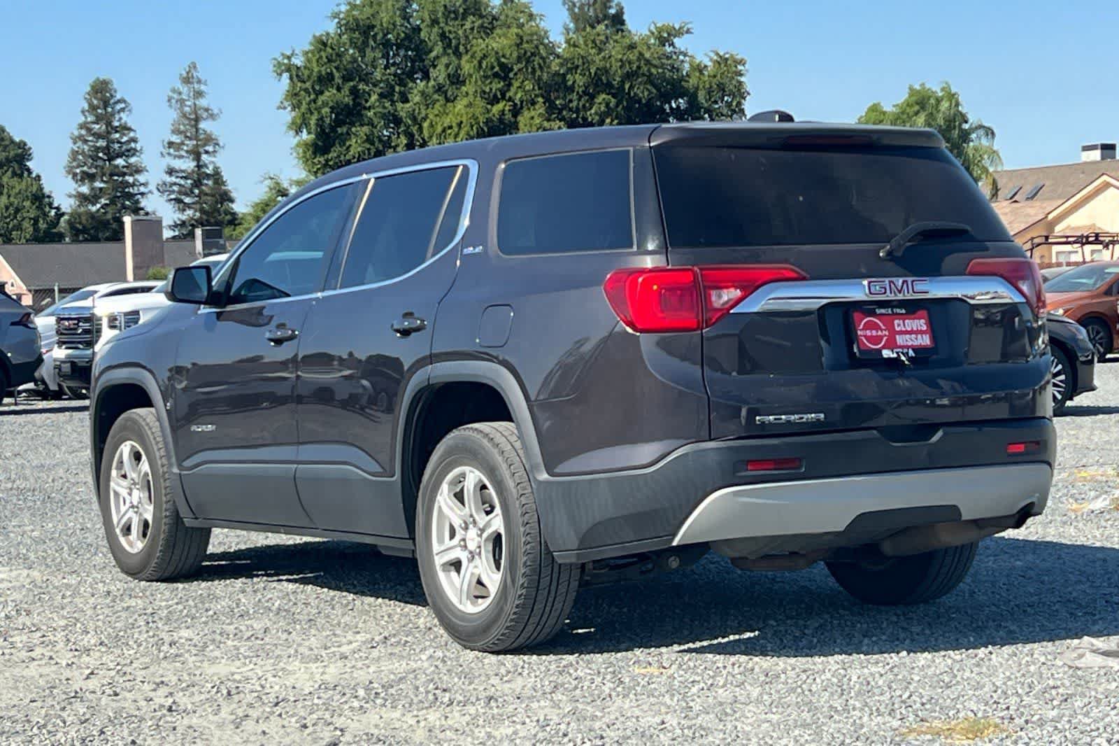 Used 2018 GMC Acadia SLE FWD image 7