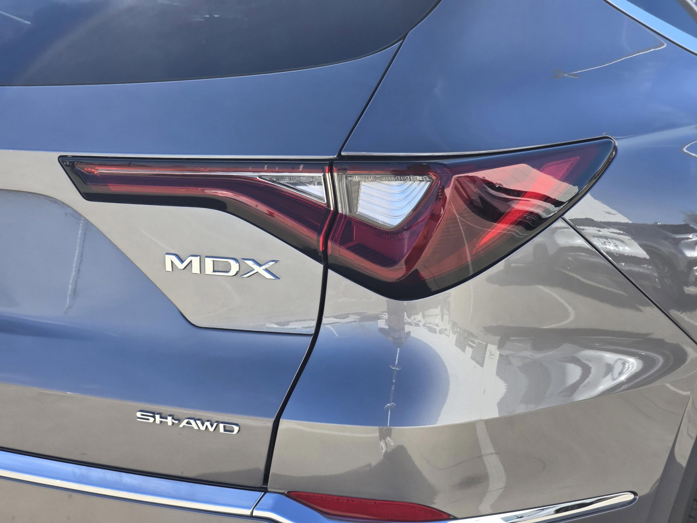 Used 2026 Acura MDX SH-AWD image 36