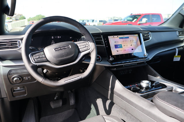 New 2026 Jeep Grand Wagoneer Limited AWD/4WD image 13