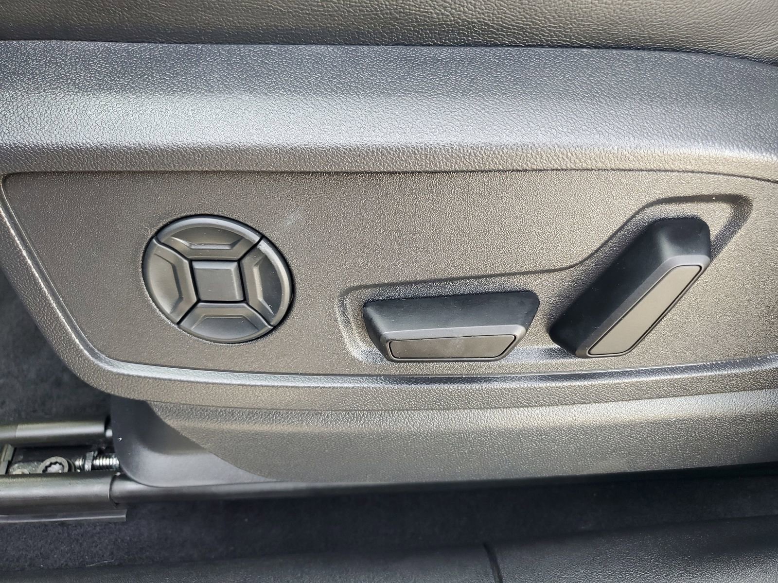 Used 2025 Audi Q5 Premium Plus w/ Premium Plus image 22