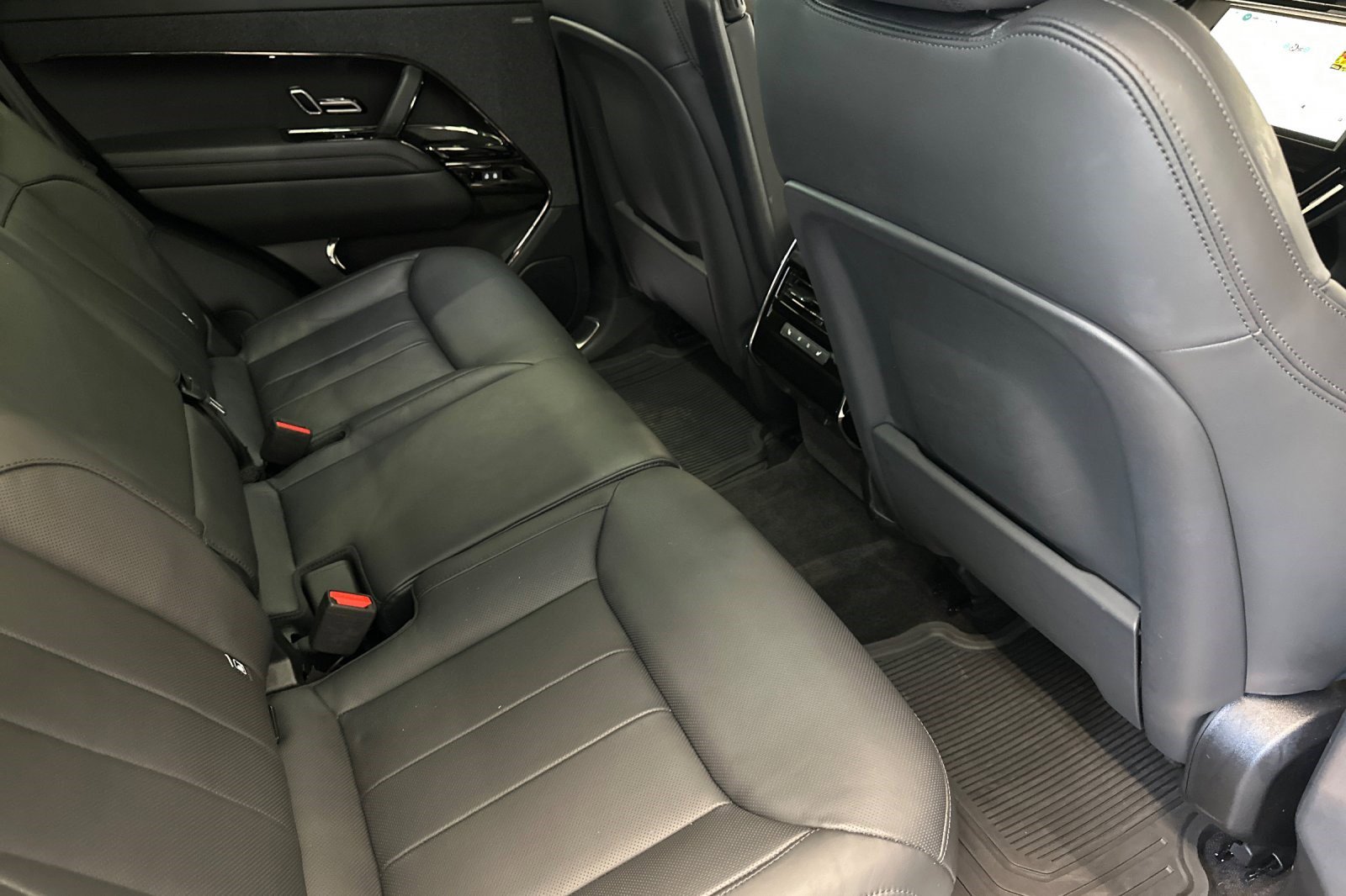 Certified 2023 Land Rover Range Rover Sport SE image 30