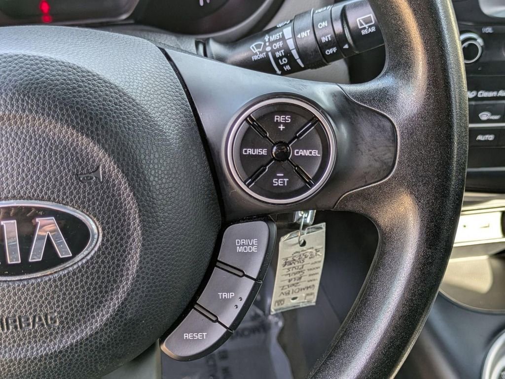 Used 2017 Kia Soul + image 18