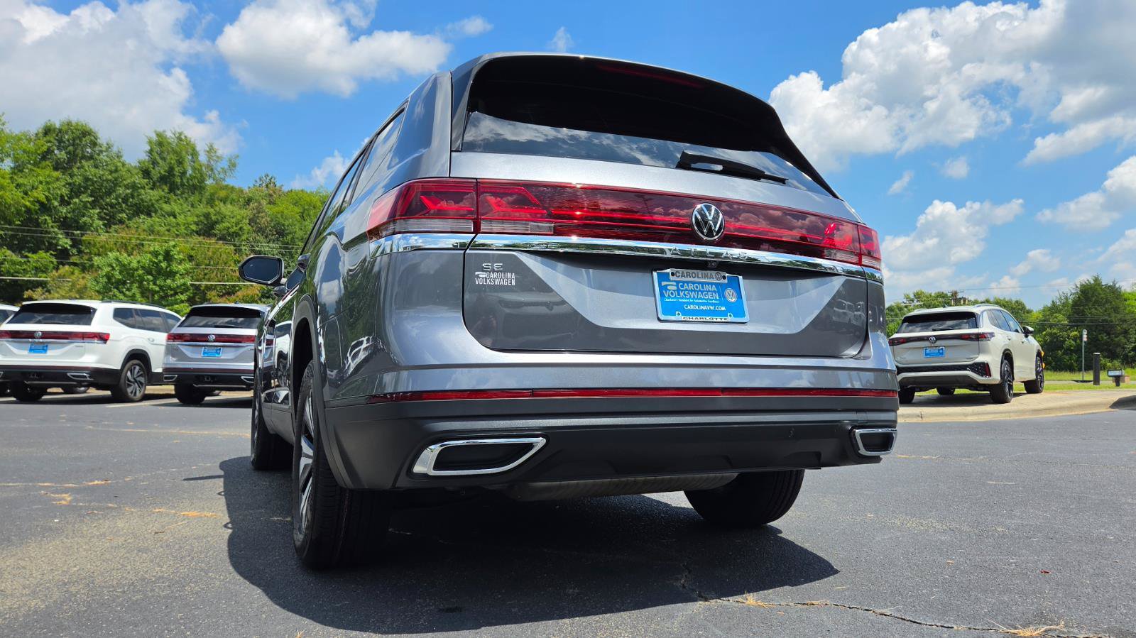 Used 2024 Volkswagen Atlas SE FWD image 10