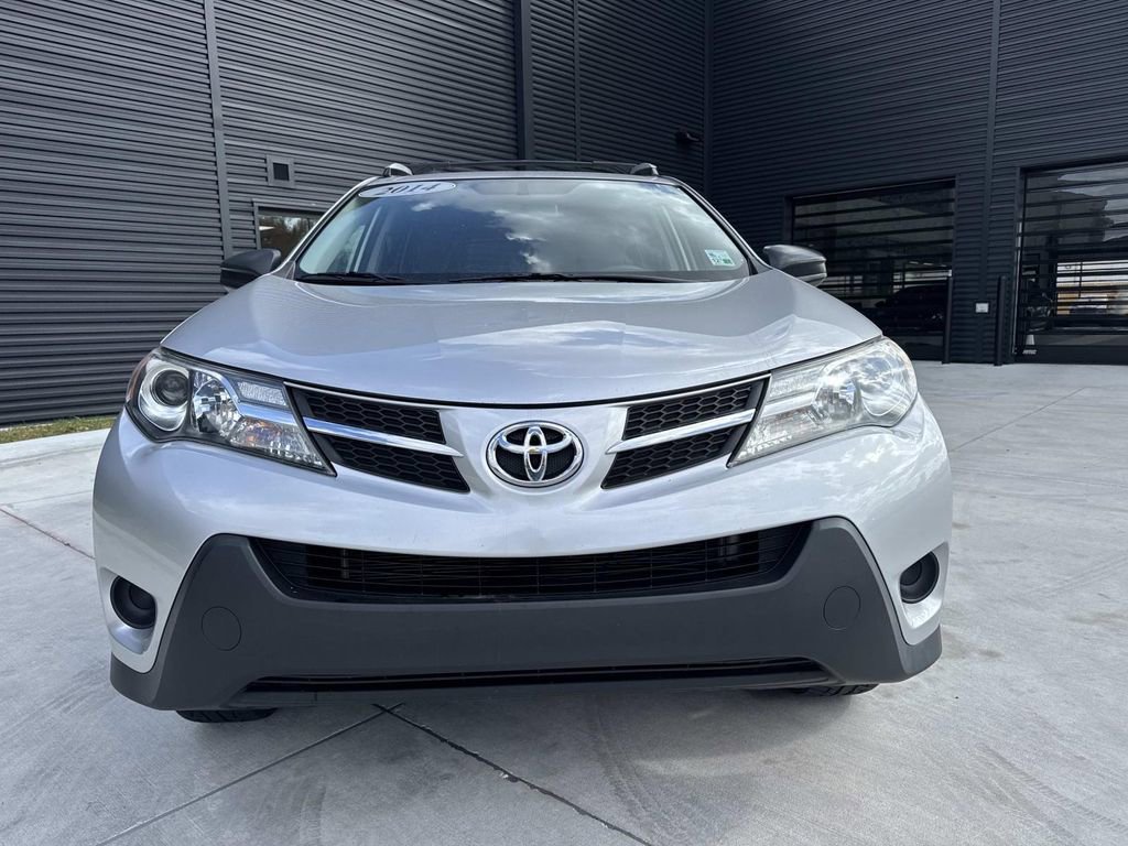 Used 2014 Toyota RAV4 LE image 6