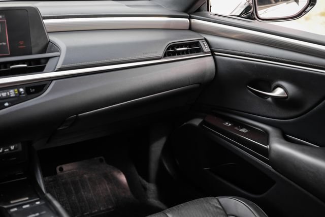 Used 2019 Lexus ES 350 F Sport w/ Accessory Package 2 FWD image 32