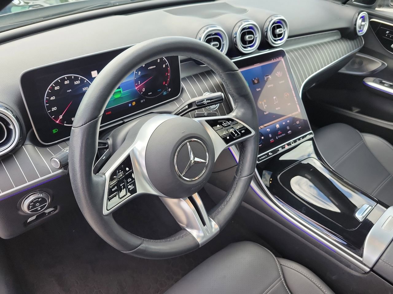 Used 2023 Mercedes-Benz C 300 Sedan image 24