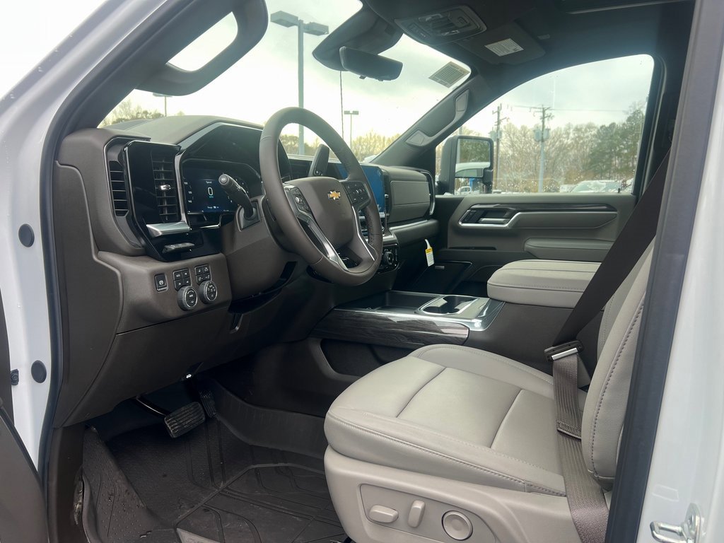 New 2026 Chevrolet Silverado 3500 LTZ w/ LTZ Plus Package image 14