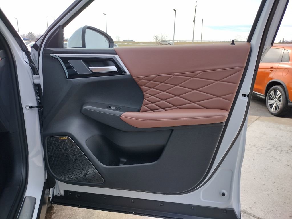 New 2026 Mitsubishi Outlander SEL image 33