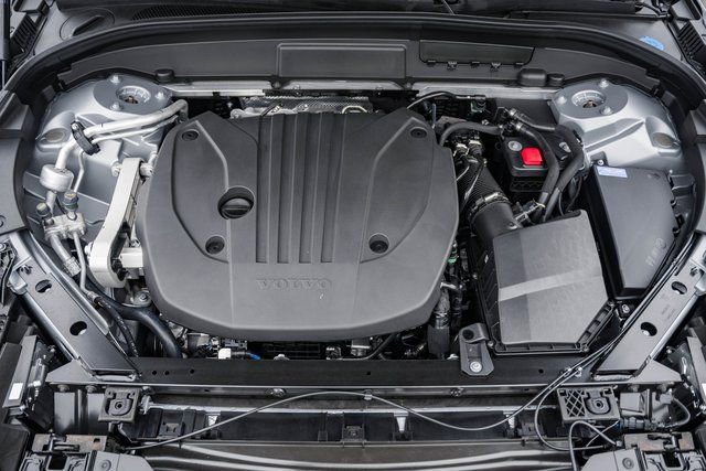 New 2026 Volvo XC60 B5 Plus w/ Protection Package Premier image 18