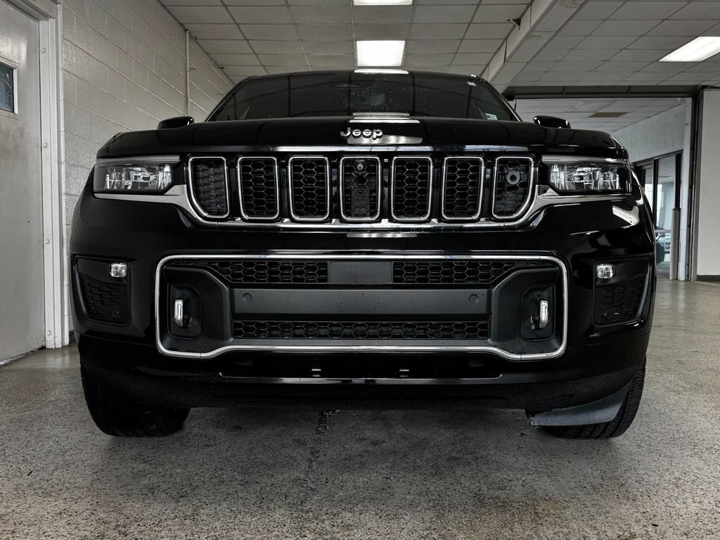 Certified 2021 Jeep Grand Cherokee L Overland w/ Advanced Protech Group III AWD/4WD image 4