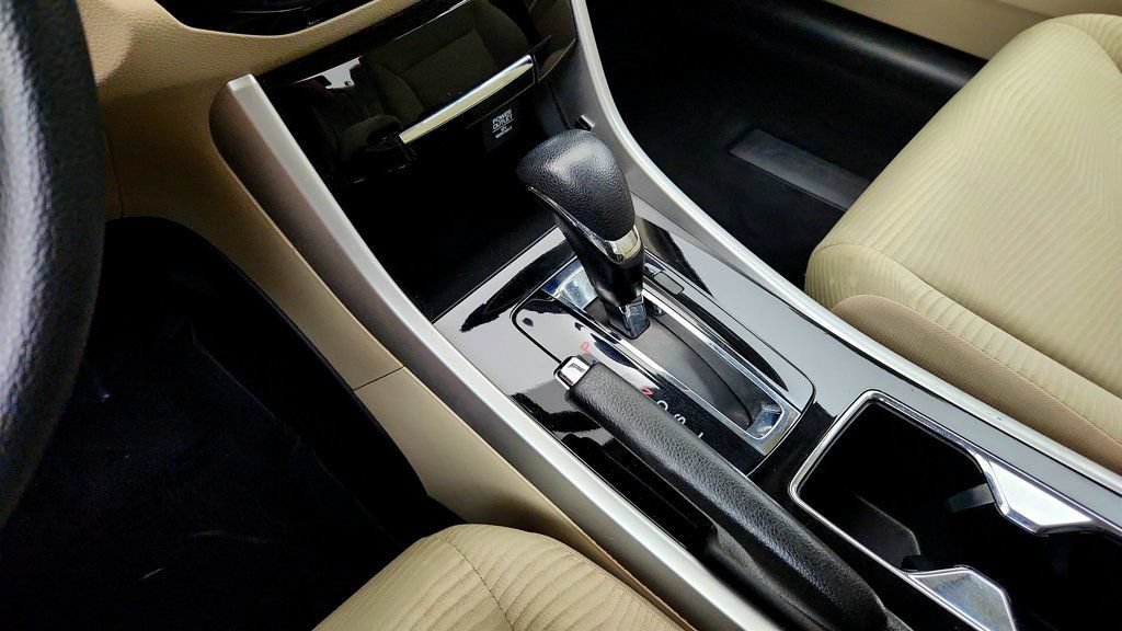 Used 2017 Honda Accord LX image 16