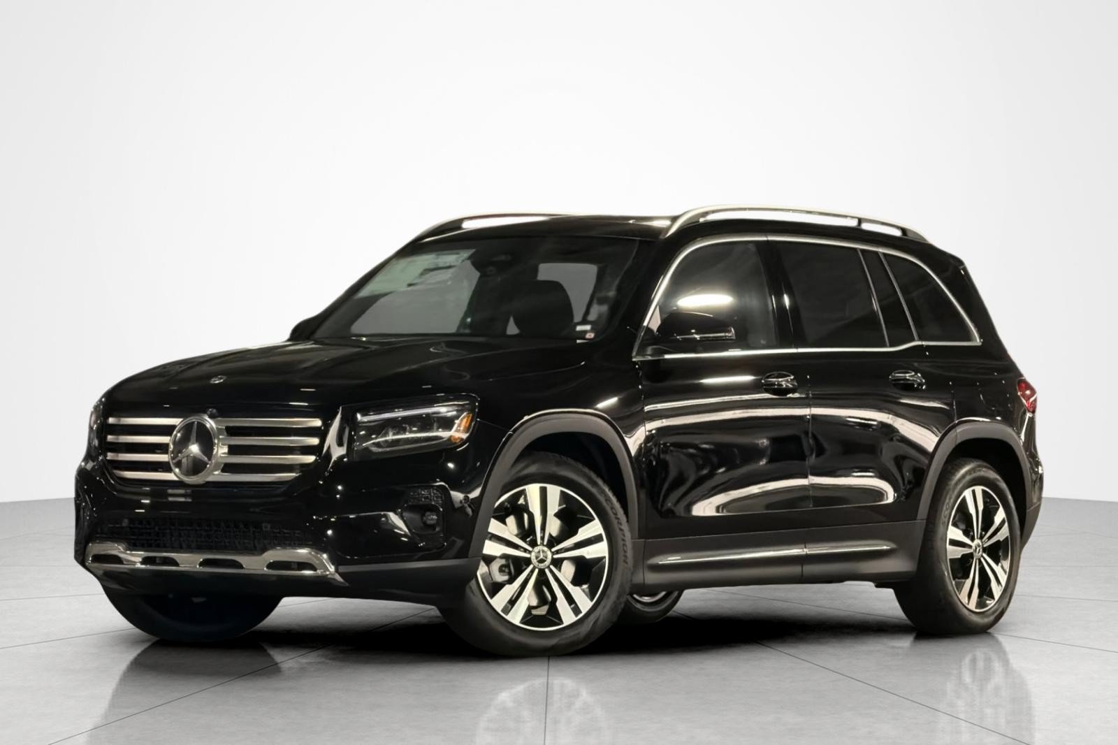 New 2026 Mercedes-Benz GLB 250