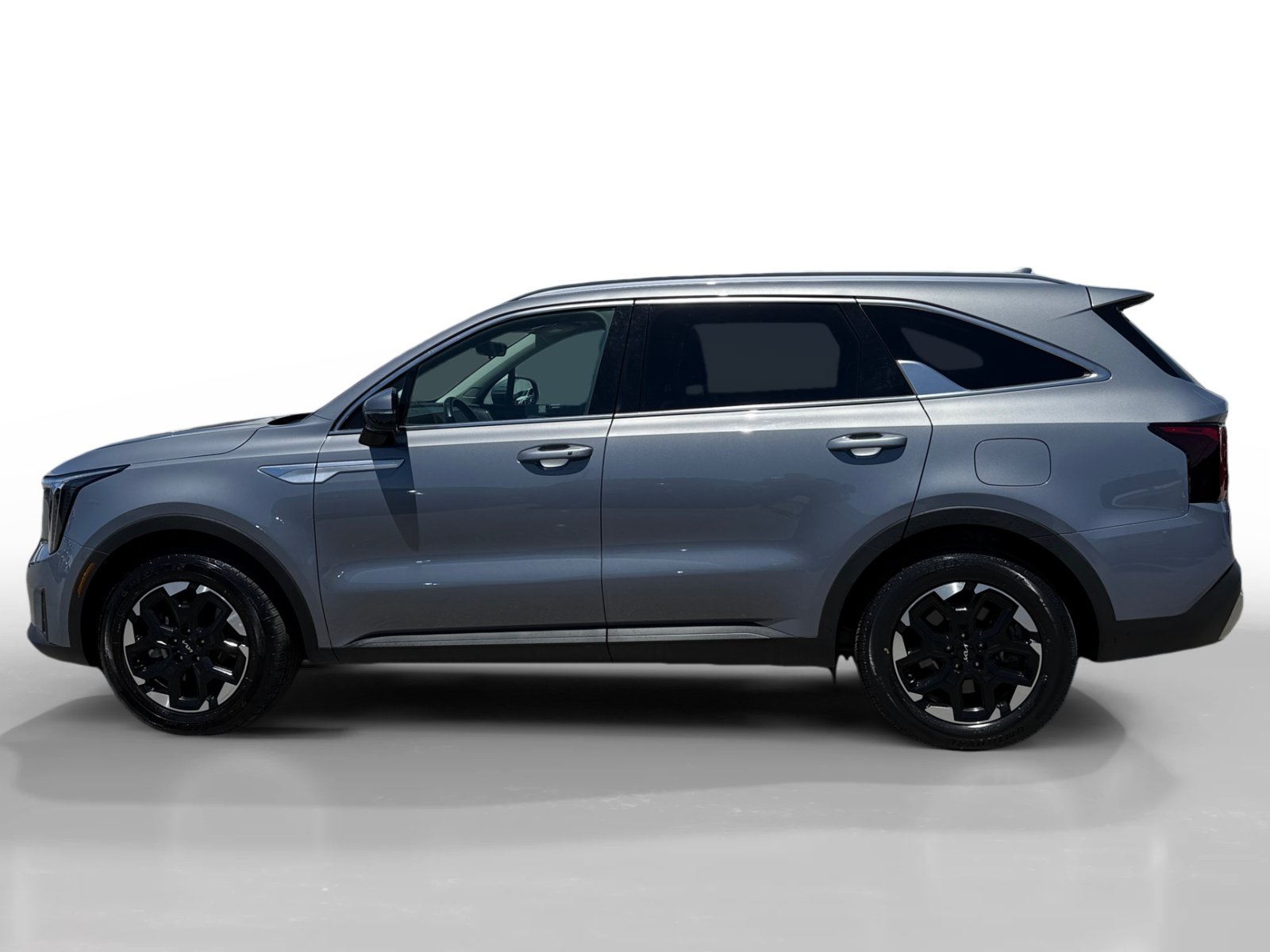 Used 2024 Kia Sorento S FWD image 2
