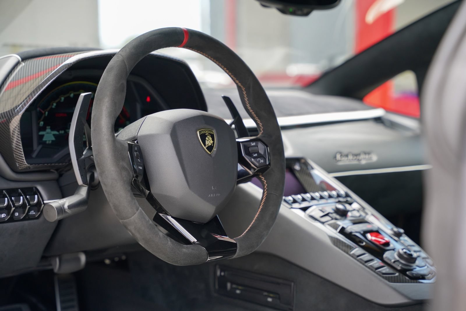 Used 2020 Lamborghini Aventador SVJ AWD/4WD image 27