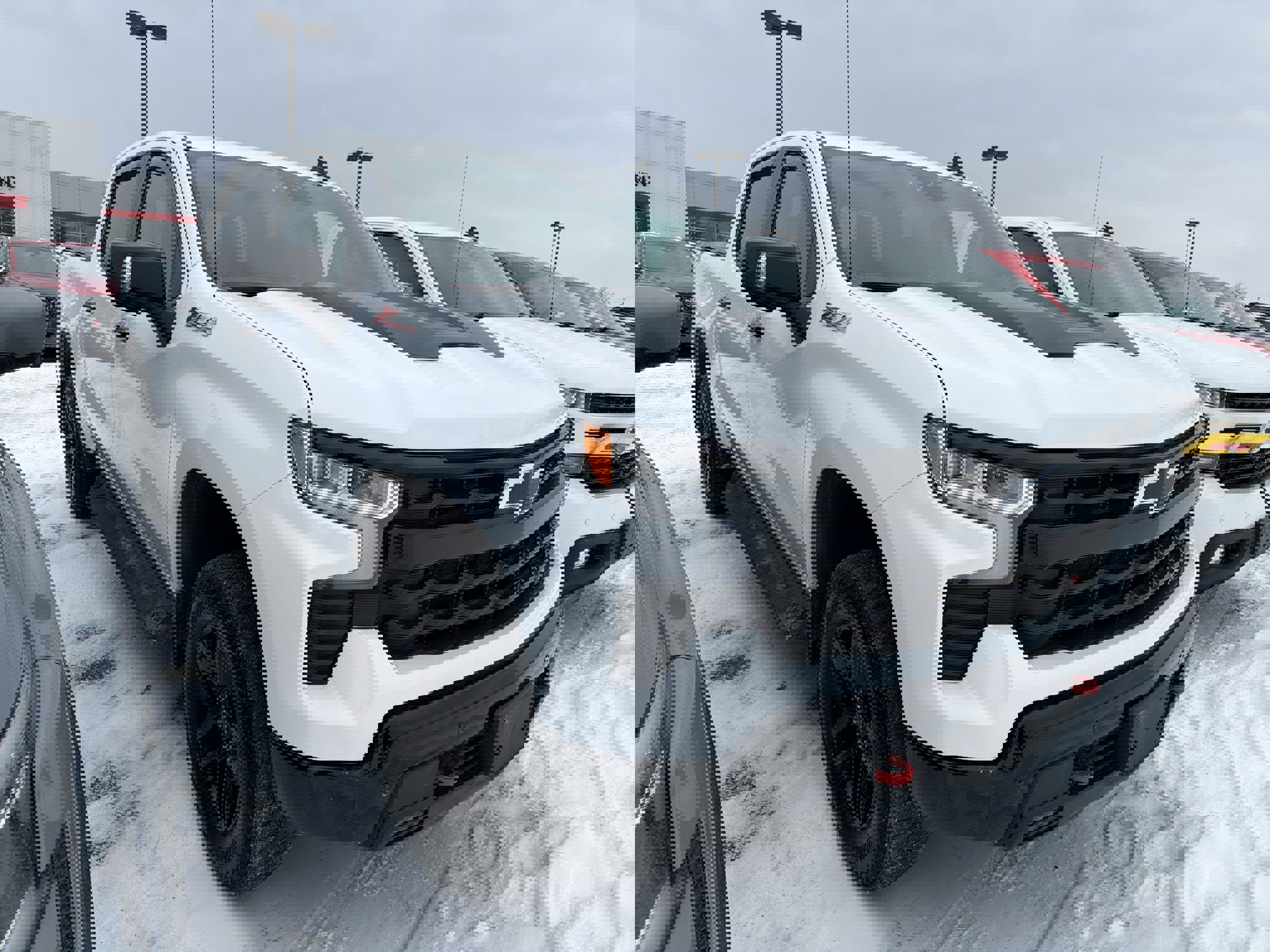 Used 2024 Chevrolet Silverado 1500 LT Trail Boss w/ LT Trail Boss Premium Package image 2