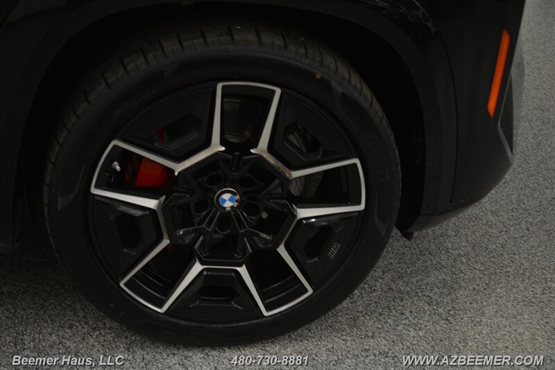 Used 2023 BMW XM AWD/4WD image 47