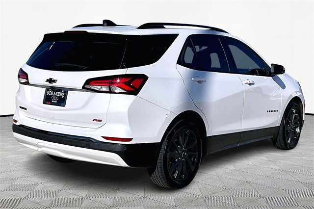 Used 2022 Chevrolet Equinox RS w/ RS Leather Package image 2