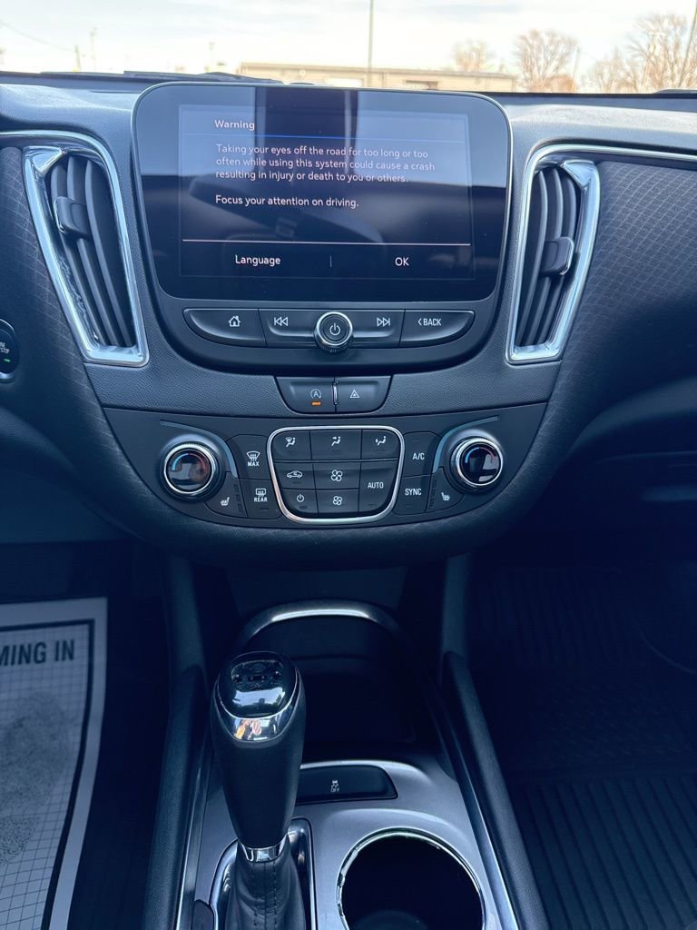 Used 2020 Chevrolet Malibu LT image 15