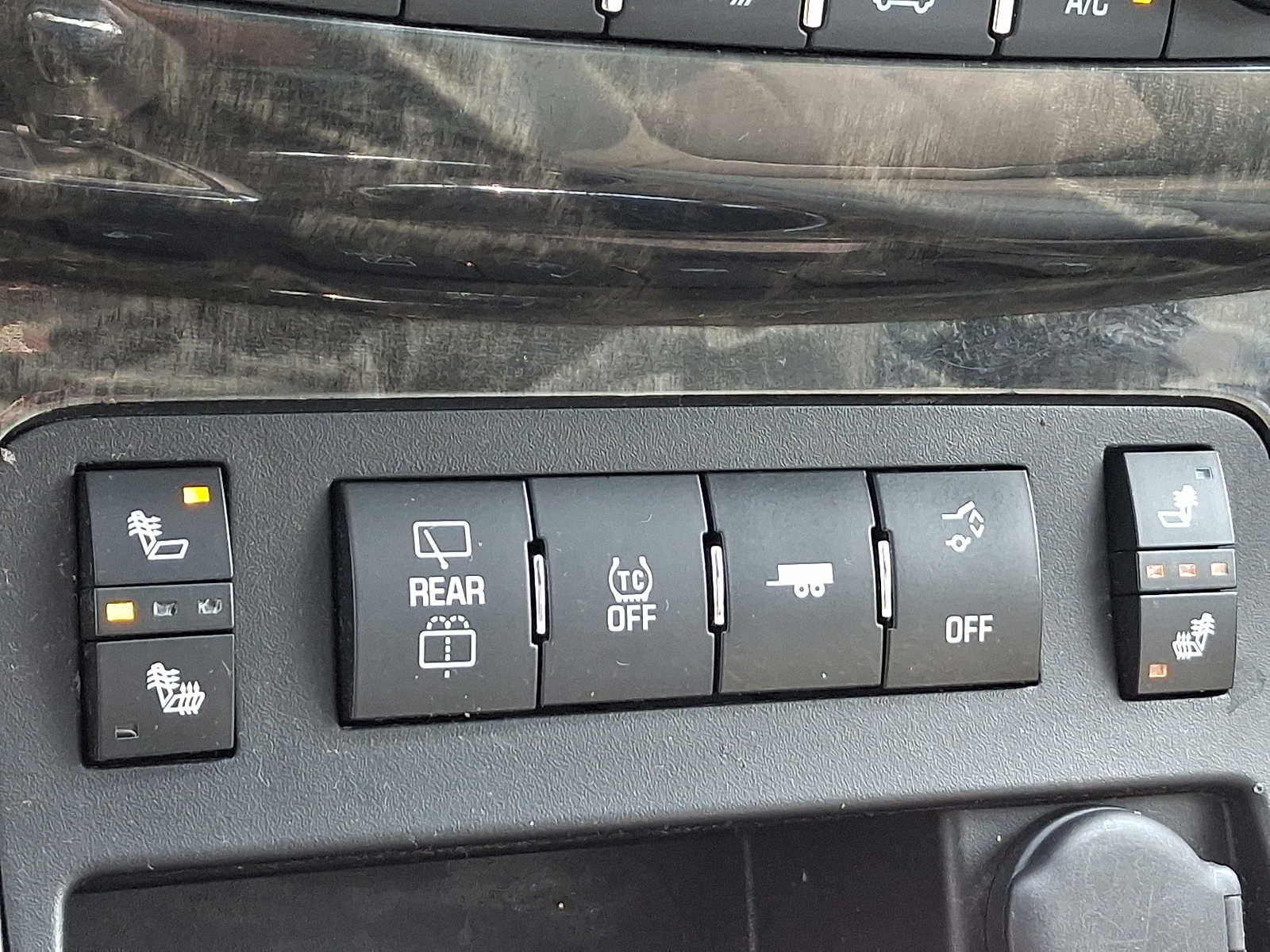 Used 2014 Buick Enclave Leather w/ Trailering Provision Package AWD/4WD image 26