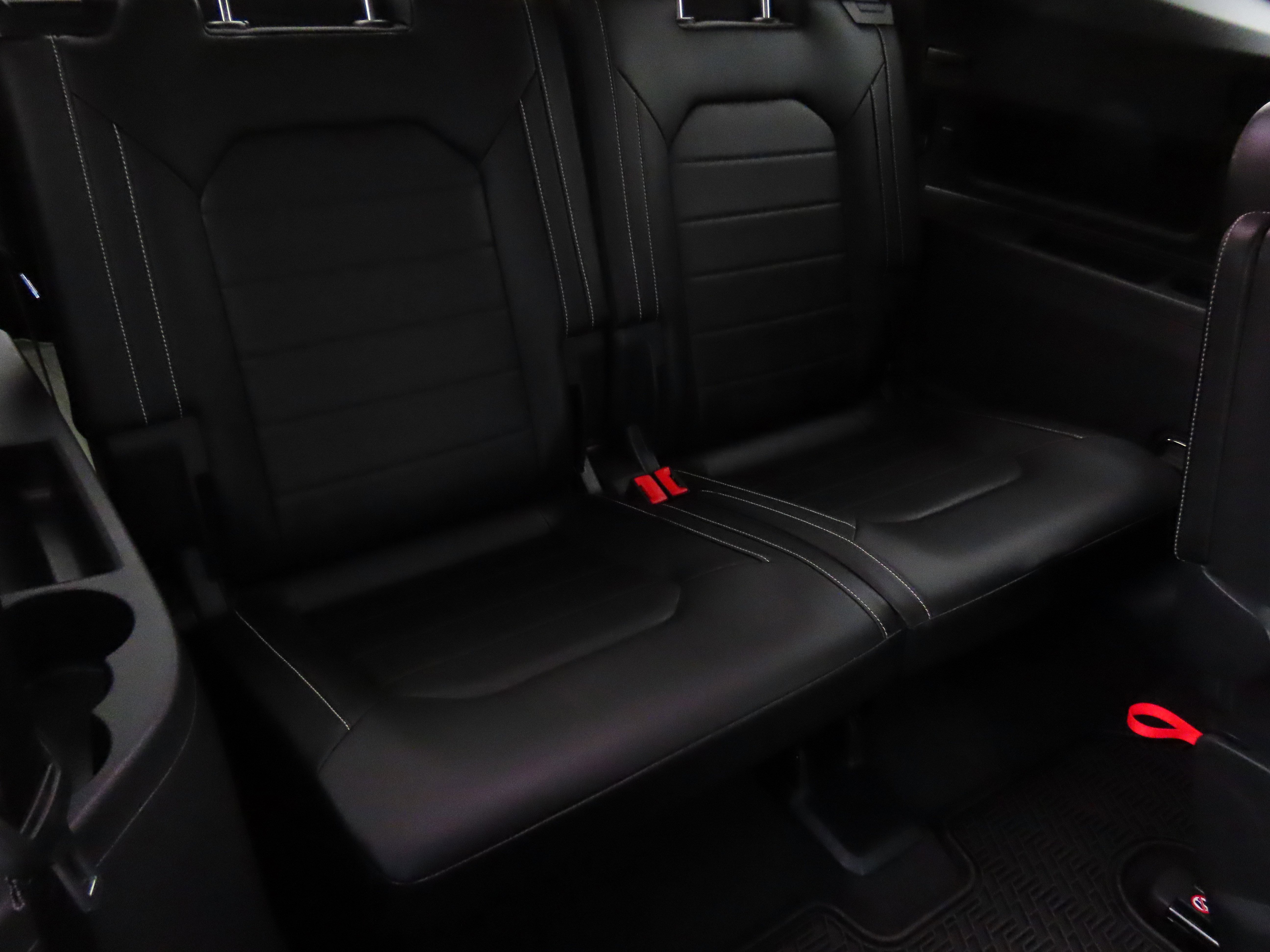 Used 2021 Volkswagen Atlas SEL Premium image 15