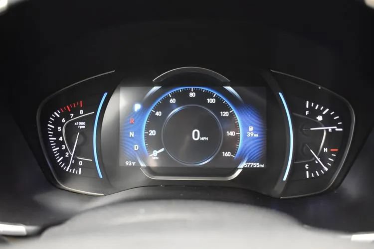 Used 2019 Hyundai Santa Fe SEL AWD/4WD image 27
