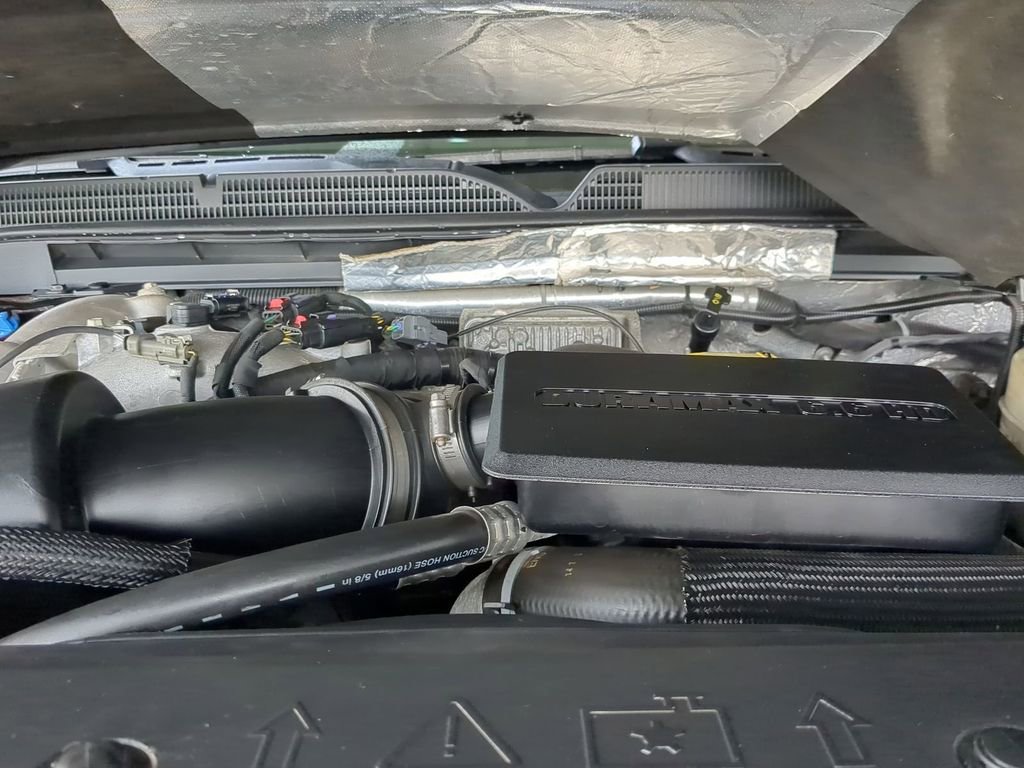 Used 2017 GMC Sierra 2500 Denali w/ Duramax Plus Package image 10